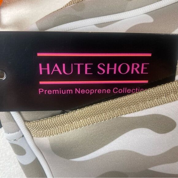 Haute Shore Premium Neoprene Collection Drew Rise Compact Crossbody Purse New - Picture 4 of 11